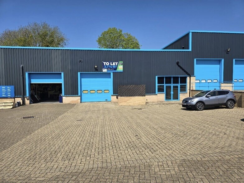 Lakesmere Rd, Horndean en alquiler - Foto del edificio - Imagen 2 de 41