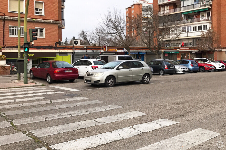 Calle De Humanes, 3, Madrid, Madrid en venta - Foto del edificio - Imagen 2 de 2