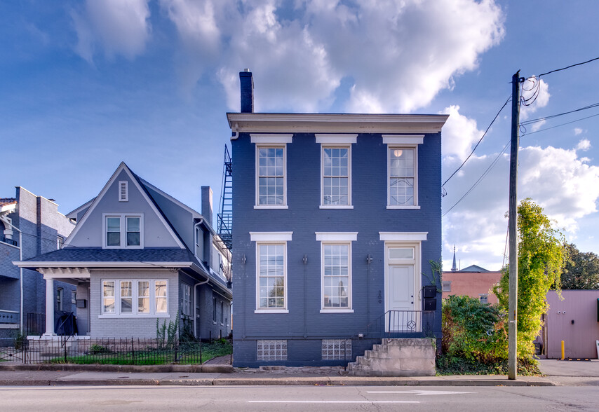 209 E 4th St, Covington, KY en alquiler - Foto del edificio - Imagen 1 de 35