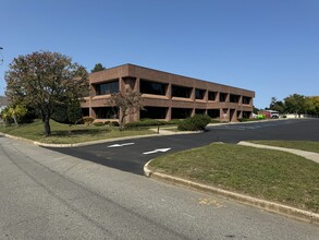 1400 Youngs Ave, Southold, NY en alquiler Foto del edificio- Imagen 2 de 12