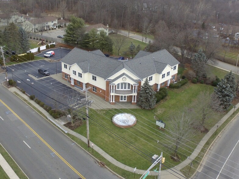 33-35 Green Pond Rd, Rockaway, NJ en alquiler - Foto del edificio - Imagen 1 de 4