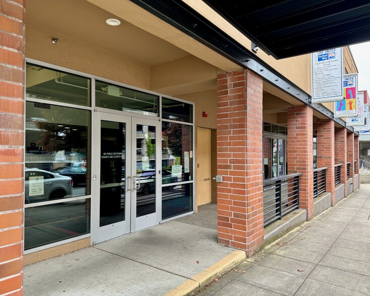 645-647 4th St, Bremerton, WA en alquiler - Foto del edificio - Imagen 1 de 17