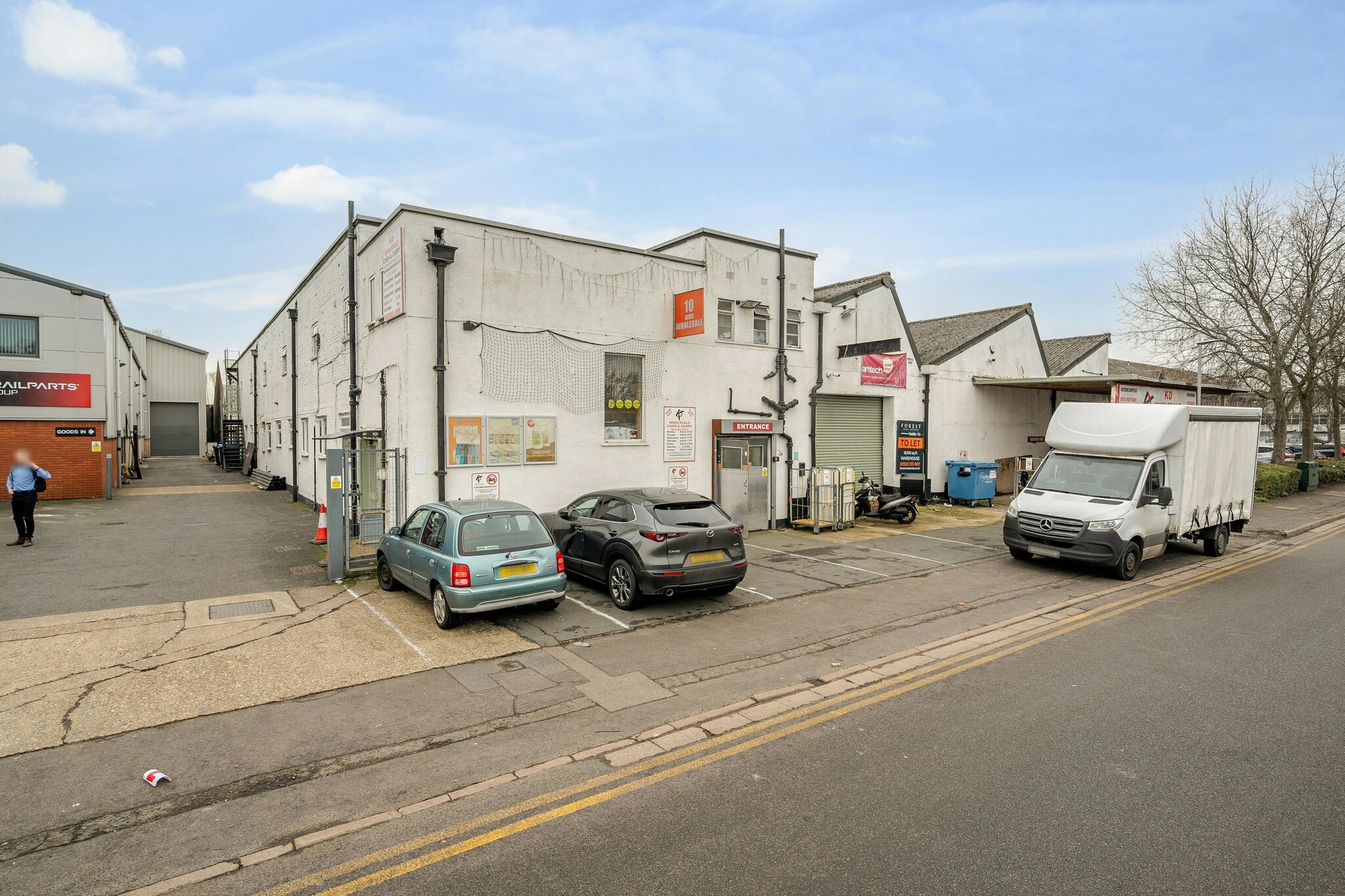 10 Greycaine Rd, Watford en alquiler Foto del edificio- Imagen 1 de 20