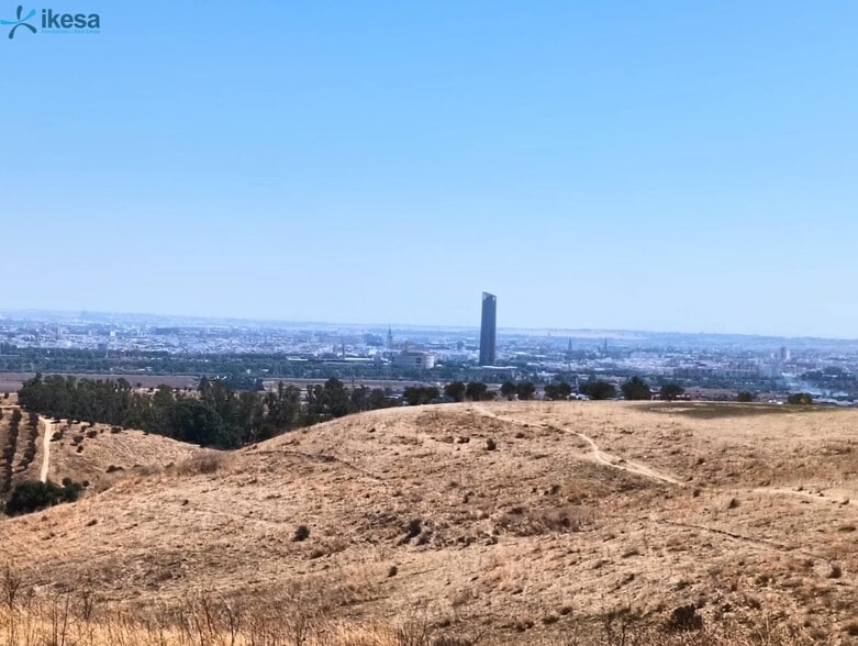 Terreno en Castilleja de Guzmán, Sevilla en venta - Vista aérea - Imagen 1 de 6