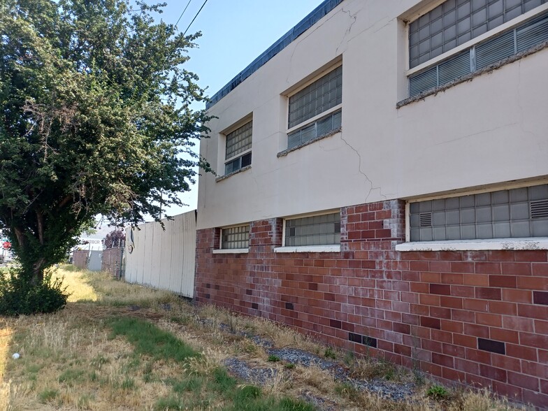 419 S Broad St, Klamath Falls, OR en venta - Foto del edificio - Imagen 2 de 31