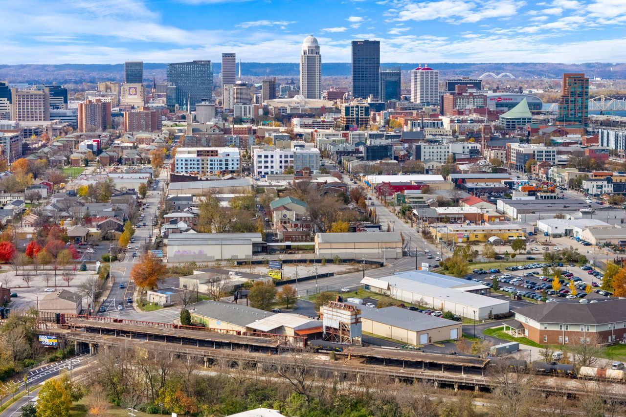 335 Baxter Ave, Louisville, KY en alquiler Foto del edificio- Imagen 1 de 54