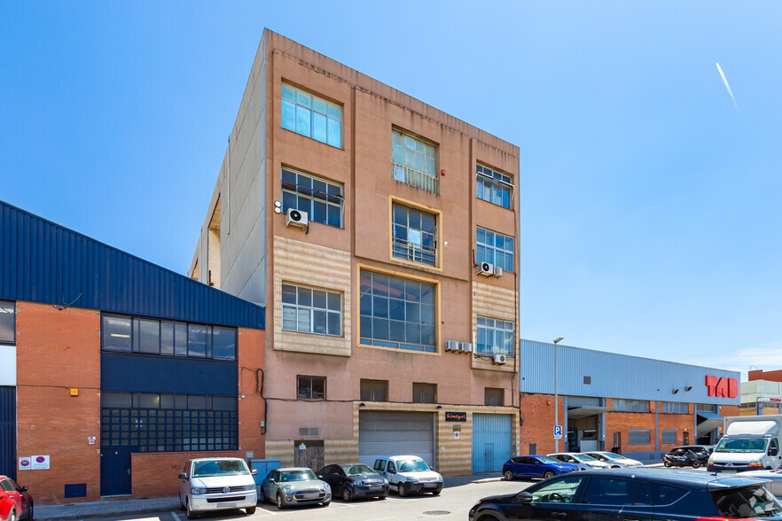 Nave en L'hospitalet De Llobregat, Barcelona en venta - Foto del edificio - Imagen 3 de 9