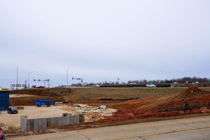 Jack Crowell, Camdenton, MO en venta - Foto del edificio - Imagen 3 de 14