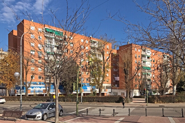 Más detalles de Calle Carlos Arniches, 2, Móstoles - Local en alquiler