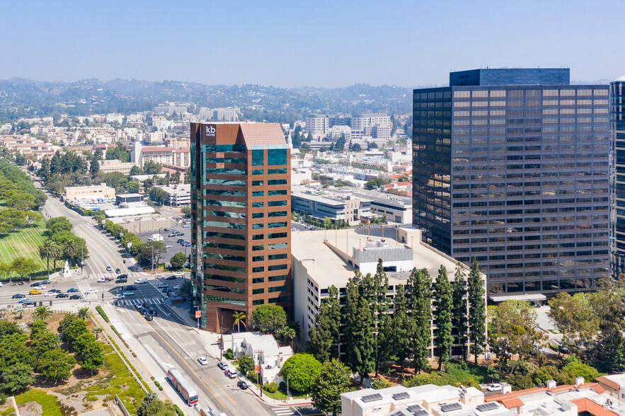 10990 Wilshire Blvd, Los Angeles, CA en alquiler - Vista aérea - Imagen 3 de 6