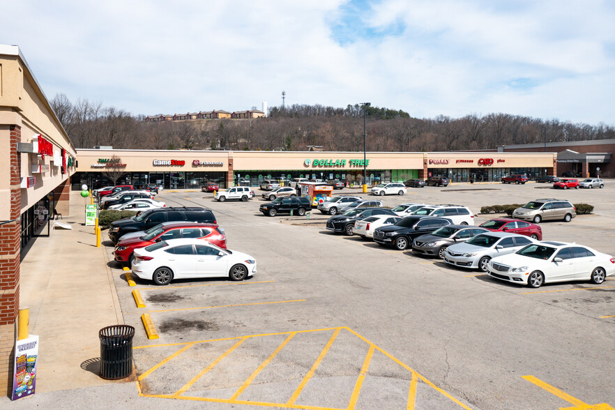 161-165 Outer Loop, Louisville, KY en alquiler - Foto del edificio - Imagen 3 de 21