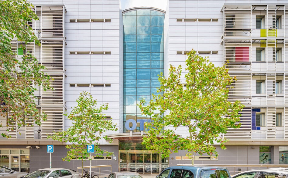 Calle del Golfo de Salónica, 73, Madrid, Madrid en alquiler - Foto del edificio - Imagen 3 de 21