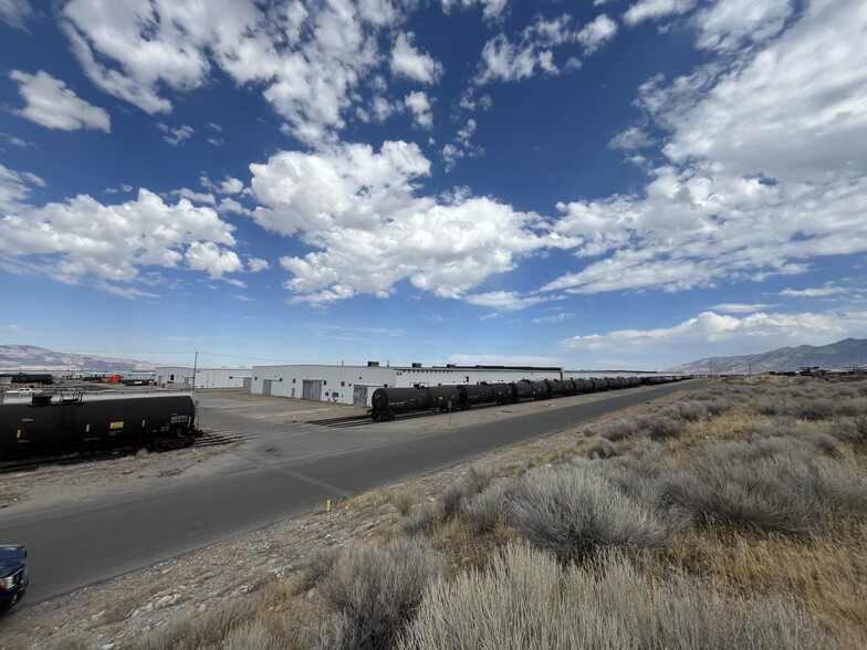 4 Warehouses with Rail - Tooele, UT cartera de 4 inmuebles en venta en LoopNet.es - Foto del edificio - Imagen 2 de 12