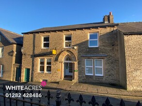 2 Church Brow, Clitheroe en venta Foto del edificio- Imagen 2 de 10