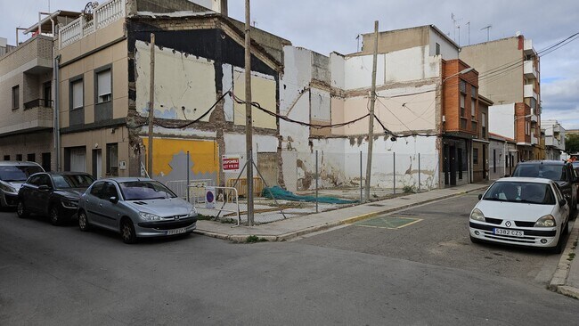 Más detalles de Carrer del Palància, Sagunto - Terreno en venta