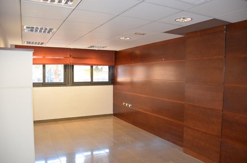 Oficina en Cáceres, Cáceres en alquiler - Foto del edificio - Imagen 1 de 10