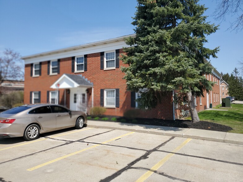 33595 Bainbridge Rd, Solon, OH en alquiler - Foto del edificio - Imagen 1 de 4