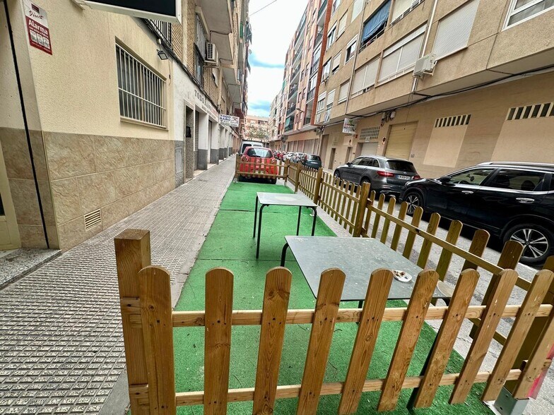 Local en Sant Joan d'Alacant en alquiler - Foto del edificio - Imagen 2 de 15