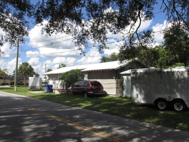 7 E Cherry St, Kissimmee, FL en venta - Foto principal - Imagen 1 de 1