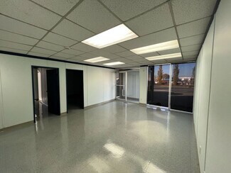 Más detalles de 5809 98 St, Edmonton, AB - Nave en alquiler