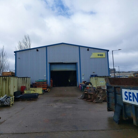 South Way, Wembley en alquiler - Foto del edificio - Imagen 2 de 8