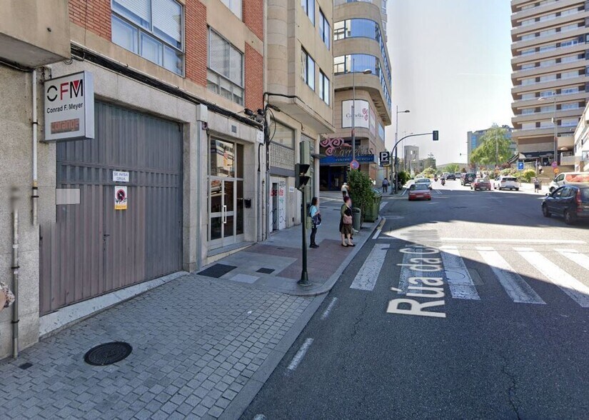 Local en Vigo en venta - Foto del edificio - Imagen 1 de 12