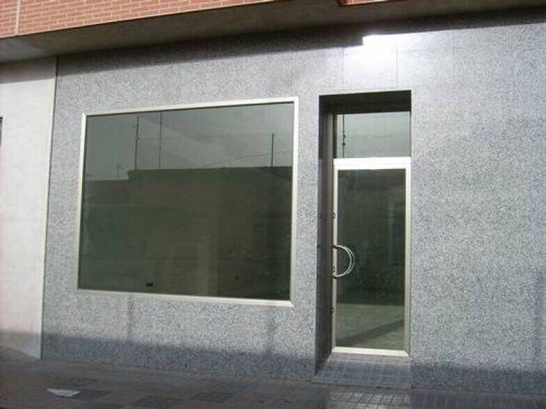 Local en El Ejido, Almería en alquiler - Foto del edificio - Imagen 1 de 2