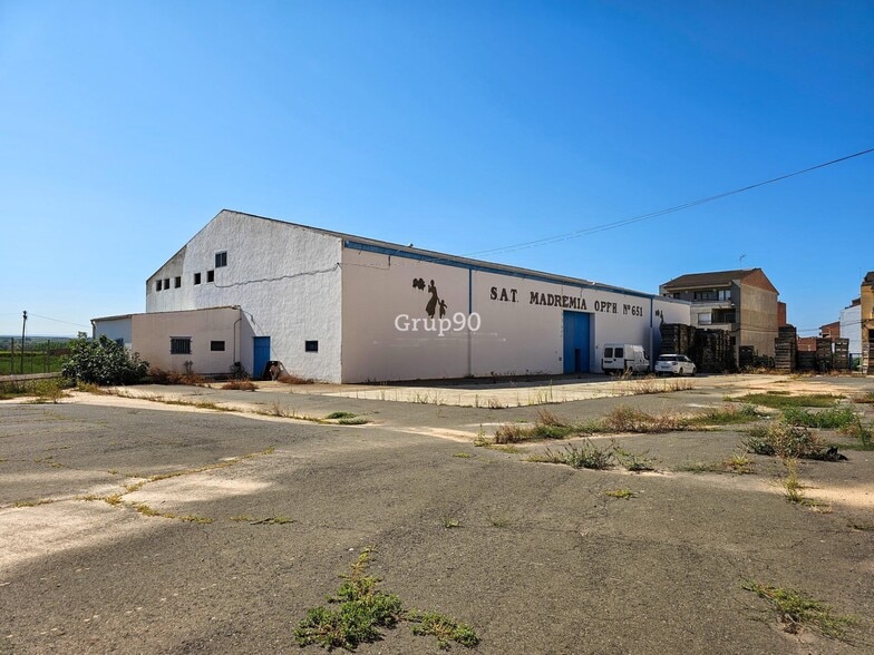 Nave en Aitona, Lérida en venta - Foto del edificio - Imagen 2 de 17