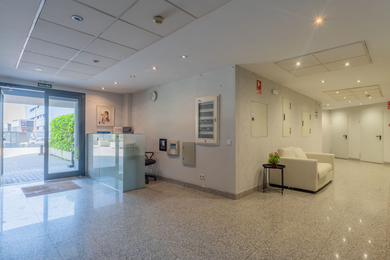 Alcorcón, MAD 28925 - - - Foto del interior - Image 1 of 31