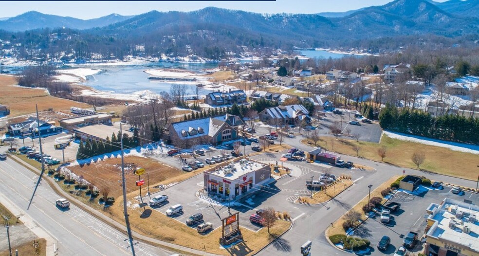 387 S Main St, Hiawassee, GA en venta - Foto del edificio - Imagen 2 de 5