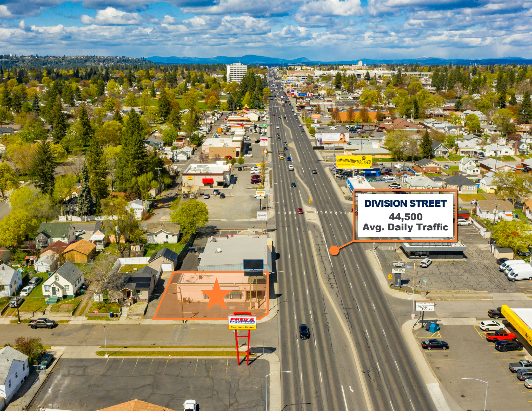 3401 N Division St, Spokane, WA en alquiler Foto del edificio- Imagen 1 de 7