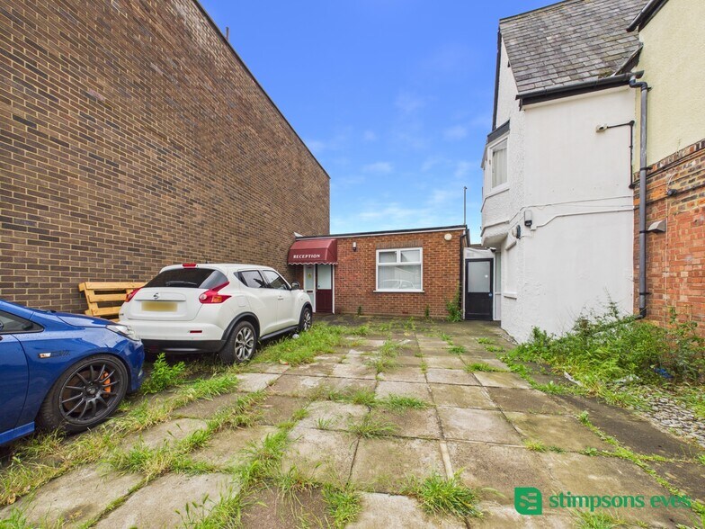 24 West St, Dunstable en alquiler - Foto del edificio - Imagen 3 de 3