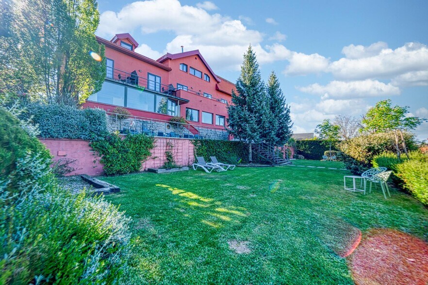 Hotel y hospedaje en Cercedilla, Madrid en venta - Foto del interior - Imagen 2 de 47