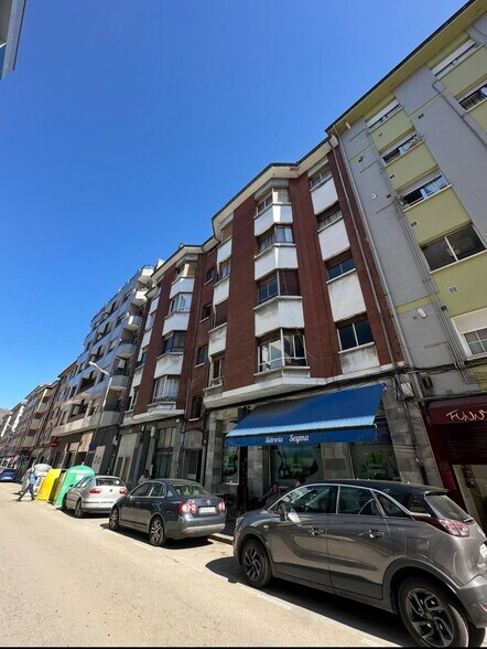 Calle Aller, 6, Mieres, Asturias en venta - Foto del edificio - Imagen 2 de 8