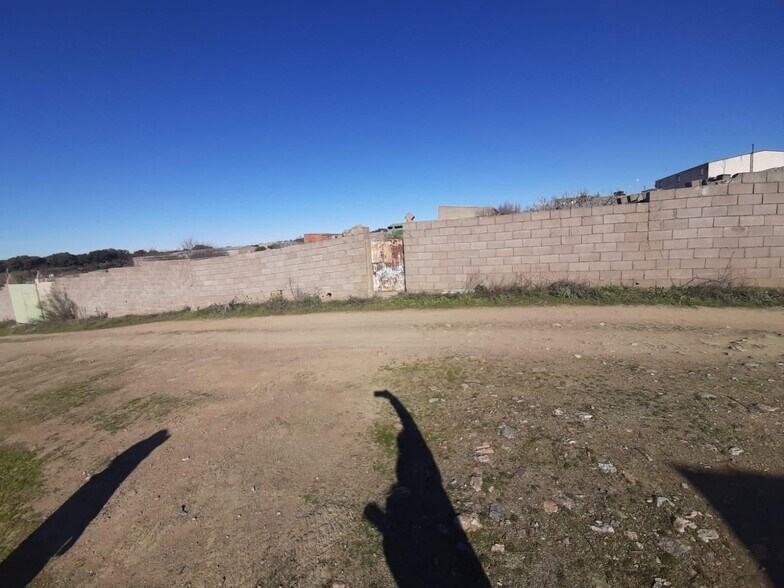 Terreno en Cáceres en venta - Foto del edificio - Imagen 2 de 3