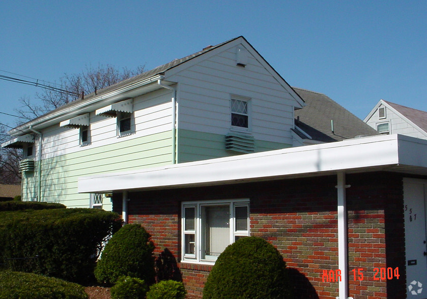 145 Baldwin Ave, Hasbrouck Heights, NJ en venta - Foto del edificio - Imagen 1 de 3