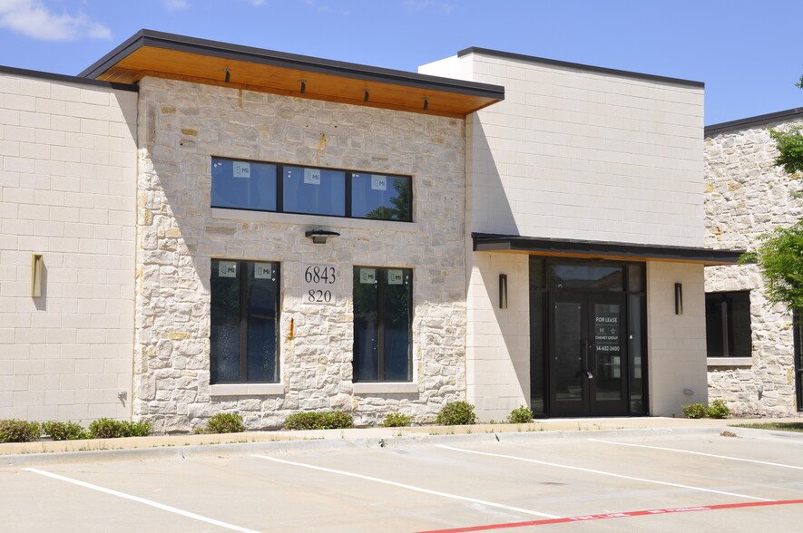 6843 Communications Pkwy, Plano, TX en alquiler - Foto del edificio - Imagen 1 de 11