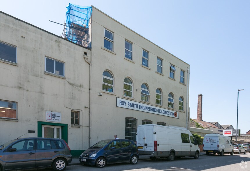 47-57 Feeder Rd, Bristol en venta - Foto del edificio - Imagen 3 de 4