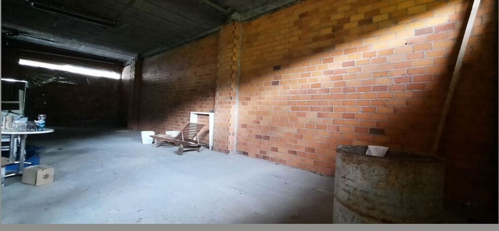 Local en Vigo, Pontevedra en alquiler - Foto del interior - Imagen 3 de 12