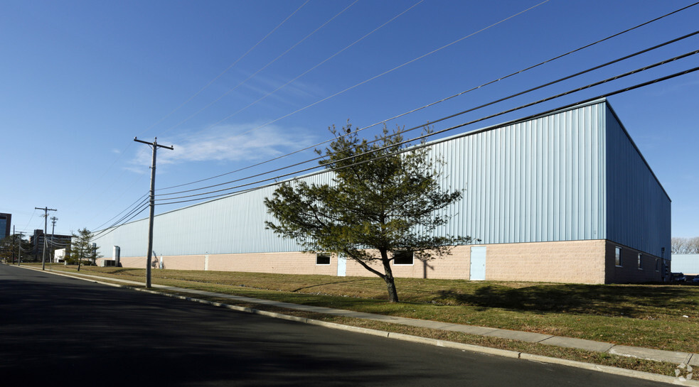 1930 Heck Avenue Building Portfolio Sale cartera de 3 inmuebles en venta en LoopNet.es - Foto principal - Imagen 3 de 3