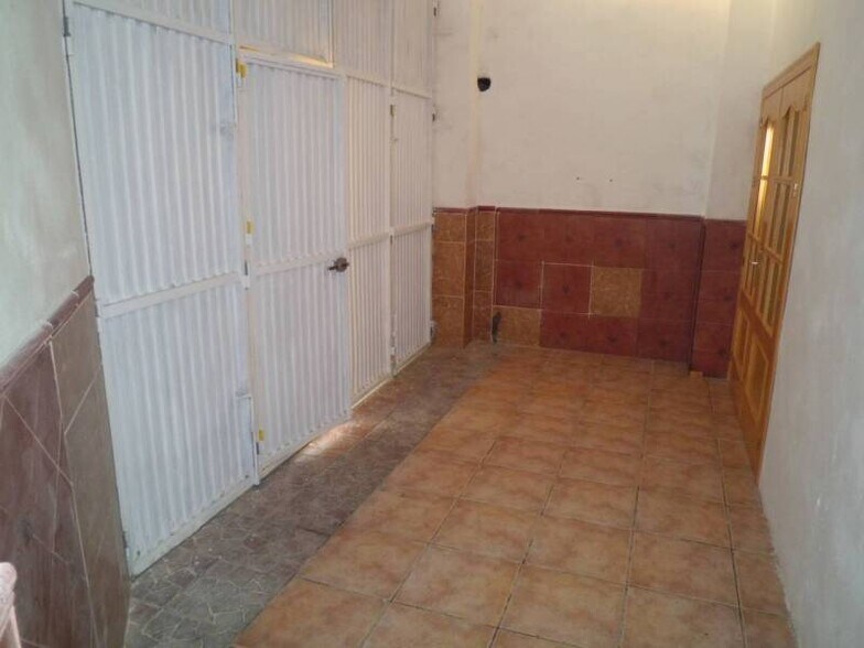 Local en El Ejido en venta - Foto del edificio - Imagen 3 de 11