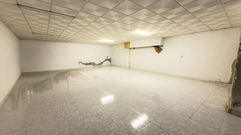 Local en Cieza, Murcia en venta - Foto del interior - Imagen 2 de 5