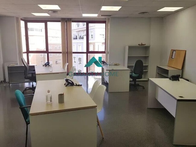 Más detalles de Oficina en alquiler