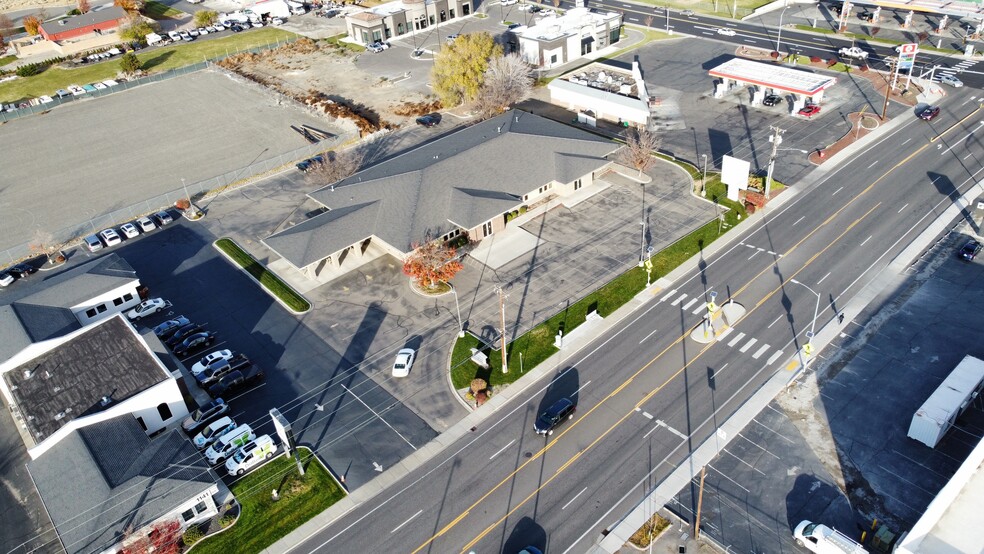 1149 N Edison St, Kennewick, WA en alquiler - Foto del edificio - Imagen 2 de 10