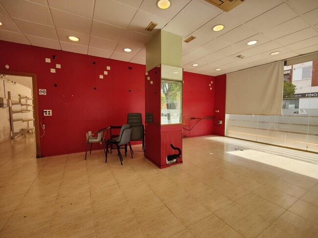 Más detalles de Local en alquiler