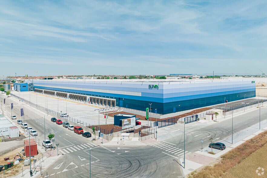 Polígono Cárcavas, Illescas, Toledo en alquiler - Foto del edificio - Imagen 2 de 21