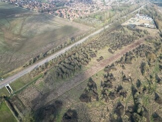 Más detalles de 124 Bletchley Rd, Newton Longville - Terreno en alquiler