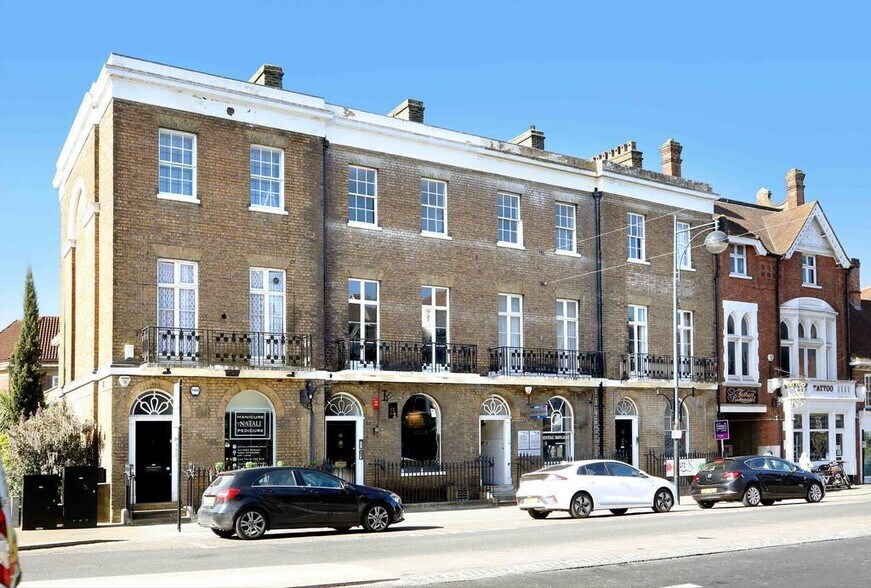 25 High St, High Wycombe en alquiler - Foto del edificio - Imagen 2 de 16
