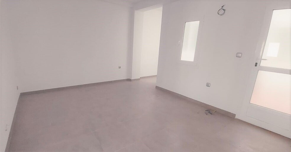 Oficina en El Ejido en venta - Foto del interior - Imagen 3 de 15