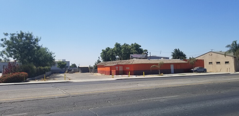 2435 S K St, Tulare, CA en venta - Foto del edificio - Imagen 3 de 59